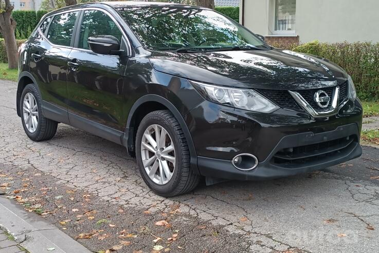 Nissan Qashqai 2 generation Crossover