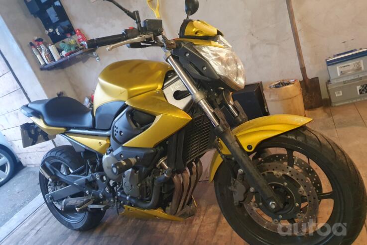 Yamaha XJ