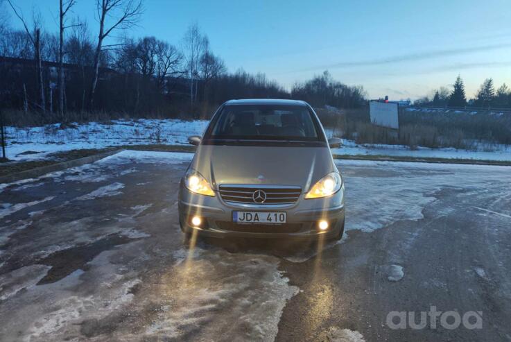 Mercedes-Benz A-Class W169 Hatchback 3-doors