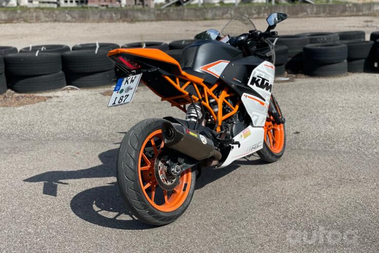 KTM RC