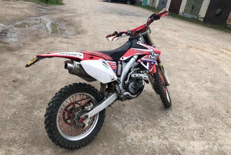 Honda CRF