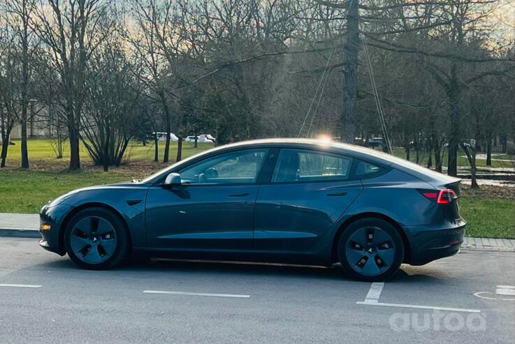 Tesla Model 3 1 generation Long Range 