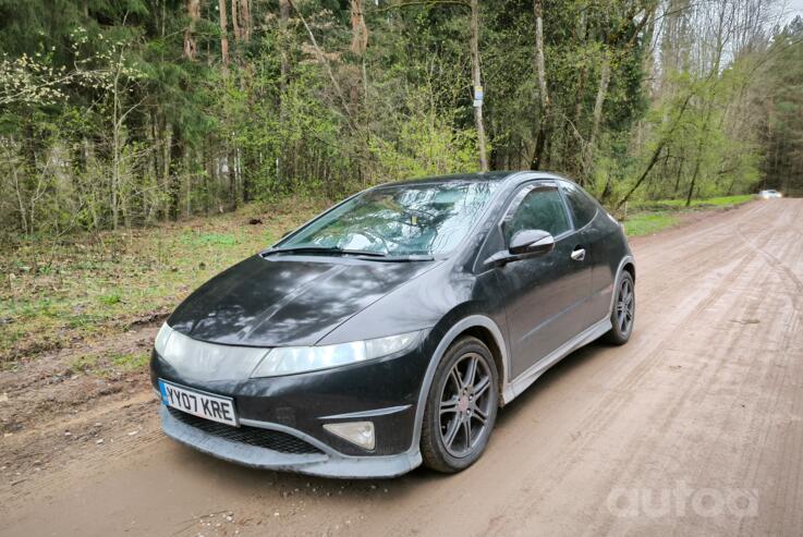 Honda Civic 8 generation Type-S hatchback 3-doors