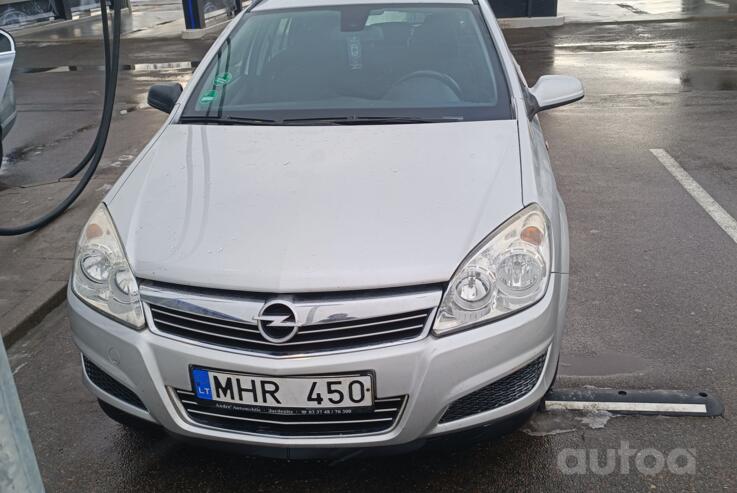 Opel Astra H [restyling]