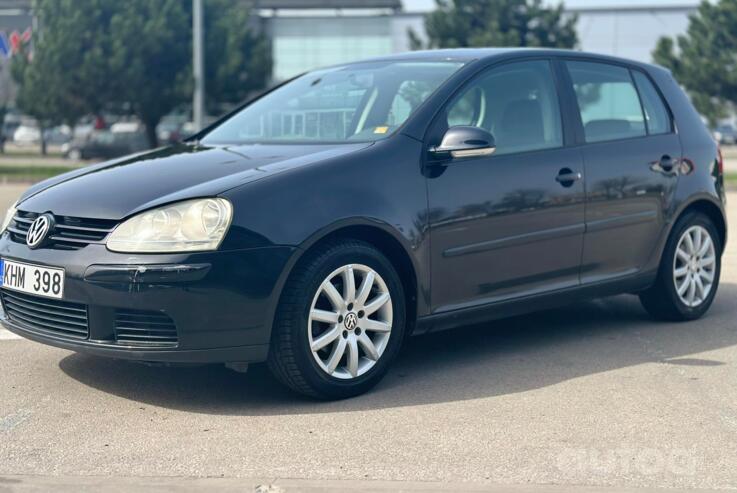 Volkswagen Golf 5 generation Hatchback 5-doors
