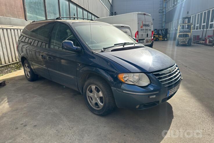 Chrysler Voyager 4 generation [restyling] Minivan Grand