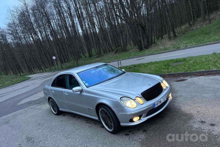 Mercedes-Benz E-Class W211 Sedan