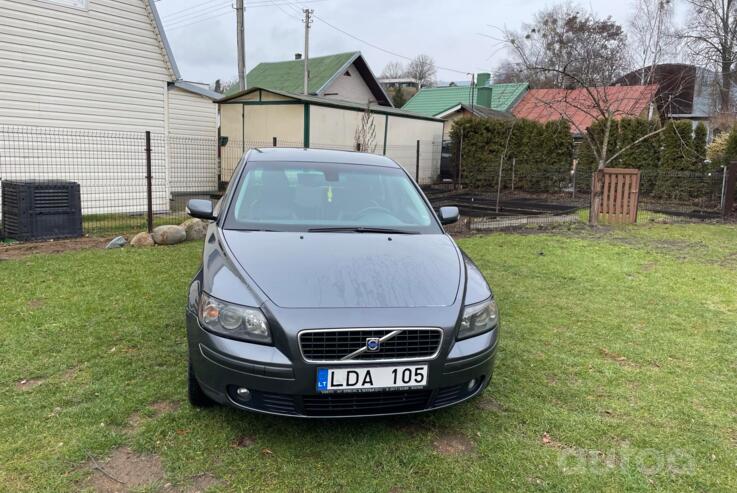 Volvo S40 2 generation Sedan