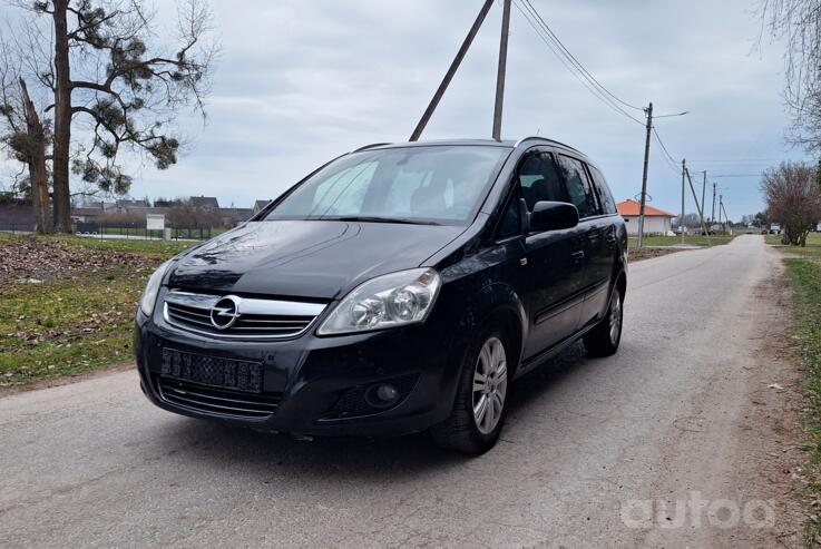 Opel Zafira B [restyling]