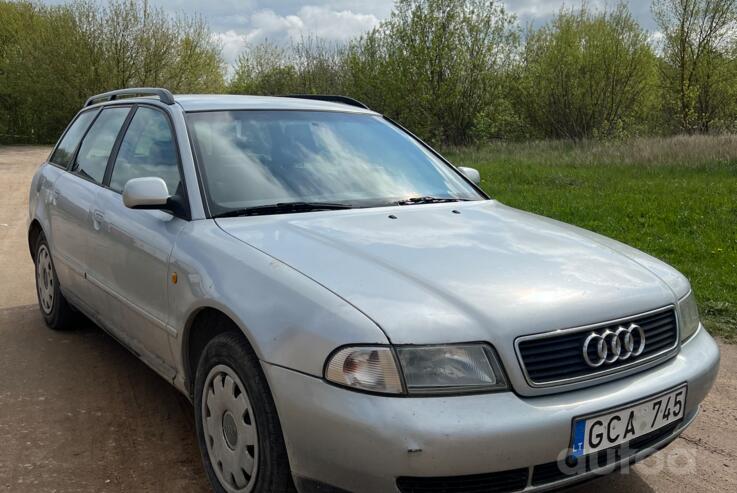 Audi A4 B5 Avant wagon 5-doors