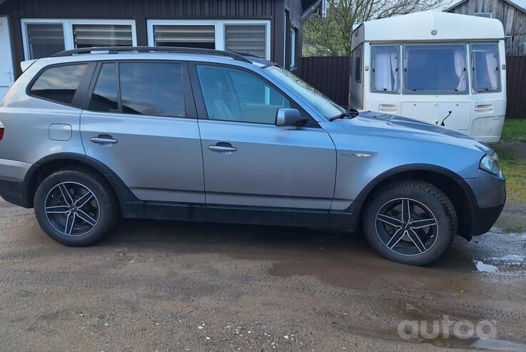 BMW X3 E83 Crossover