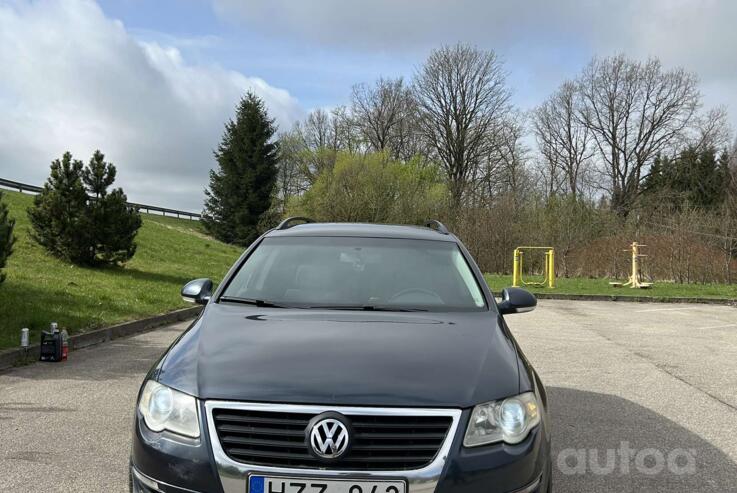 Volkswagen Passat B6 wagon 5-doors