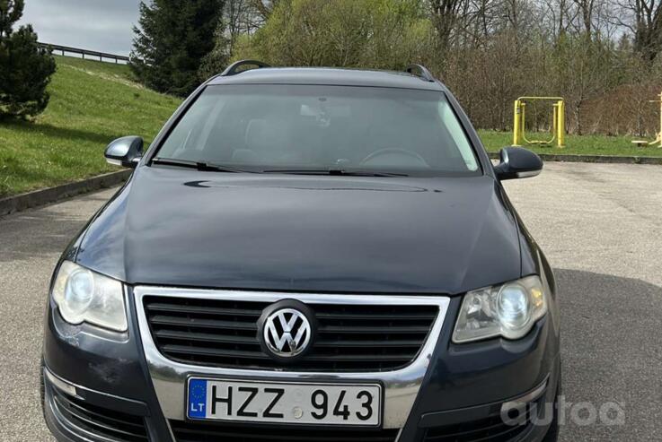 Volkswagen Passat B6 wagon 5-doors