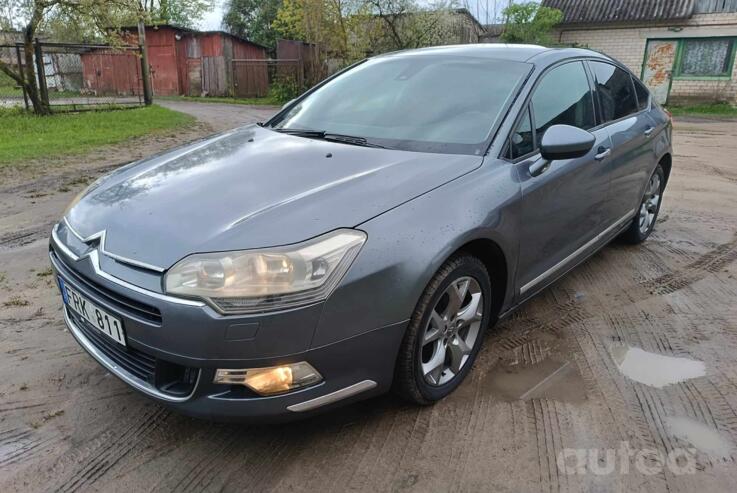 Citroen C5 2 generation Sedan