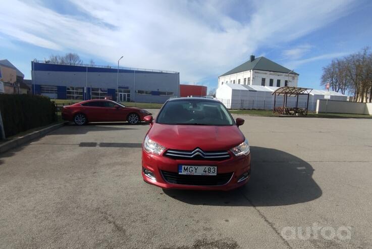 Citroen C4 2 generation Hatchback