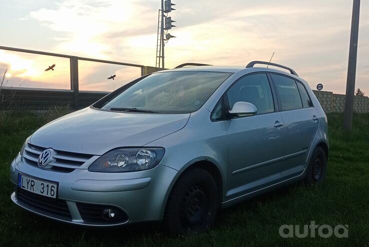 Volkswagen Golf Plus 1 generation