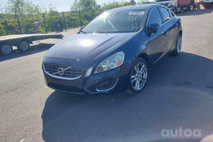 Volvo S60 2 generation Sedan