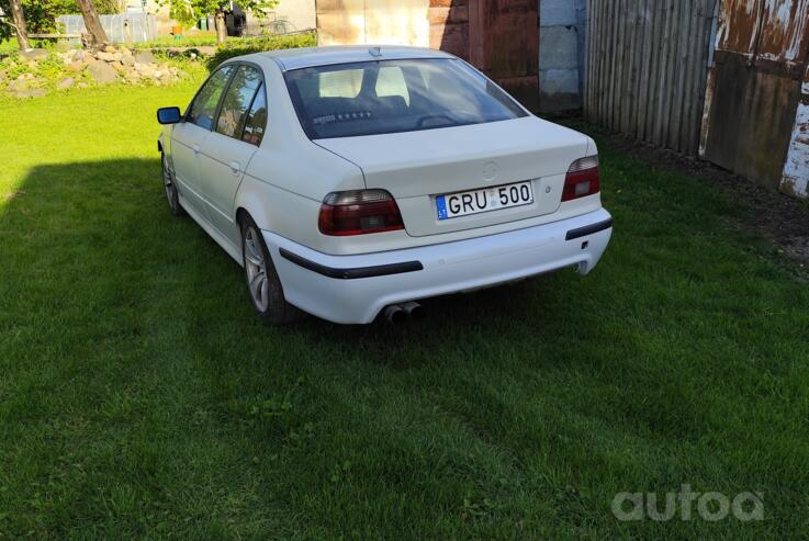 BMW 5 Series E39 Sedan 4-doors