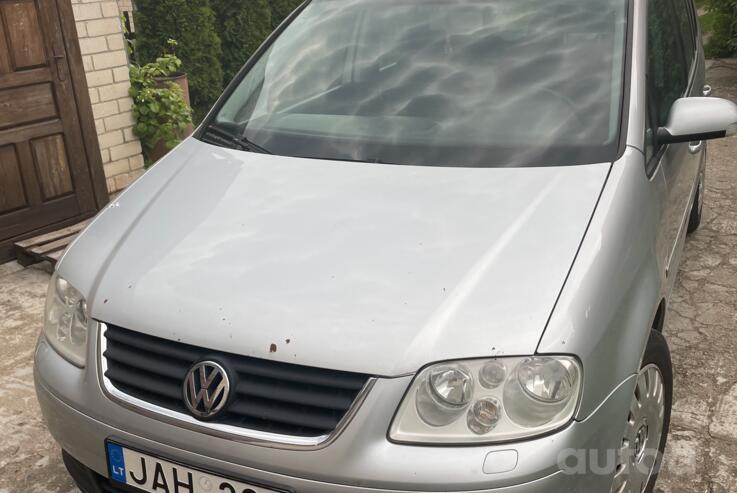 Volkswagen Touran 1 generation Minivan