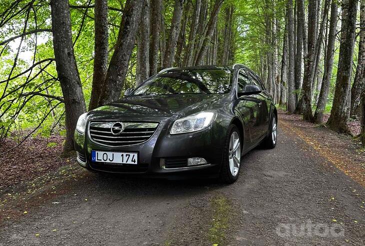 Opel Insignia A Sports Tourer wagon 5-doors