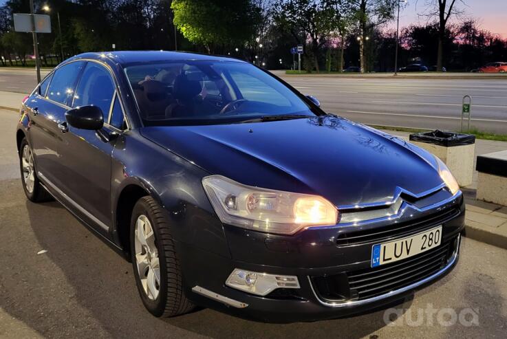 Citroen C5 2 generation Sedan