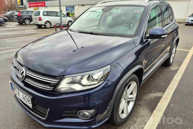 Volkswagen Tiguan 1 generation [restyling] Crossover