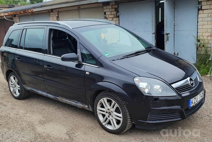 Opel Zafira B Minivan 5-doors