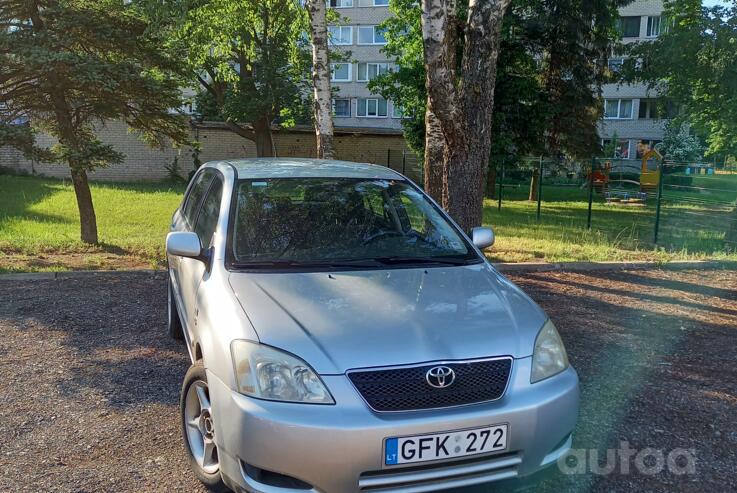 Toyota Corolla E120 Hatchback 5-doors