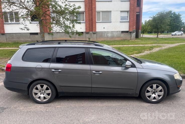 Volkswagen Passat B6 wagon 5-doors