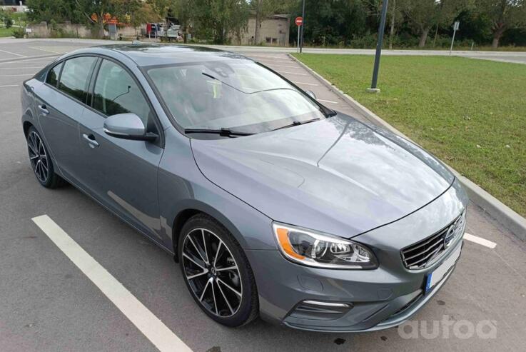 Volvo S60 2 generation [restyling] Sedan 4-doors