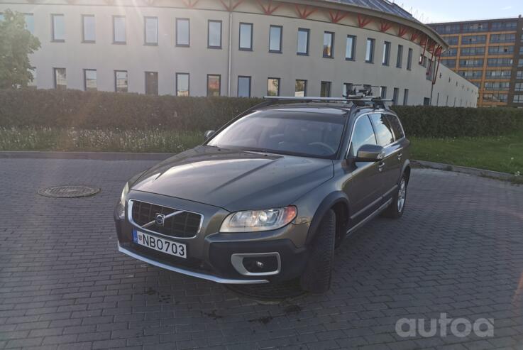 Volvo XC70 3 generation wagon