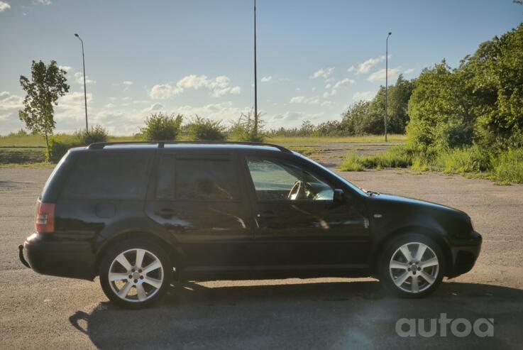 Volkswagen Golf 4 generation wagon