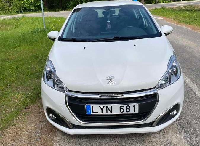 Peugeot 208 1 generation [restyling]