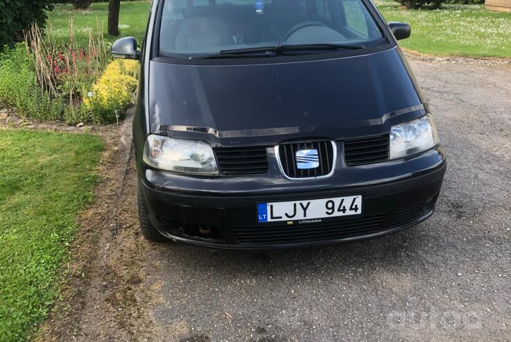 SEAT Alhambra 1 generation [restyling] Minivan