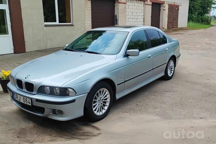 BMW 5 Series E39 Sedan 4-doors