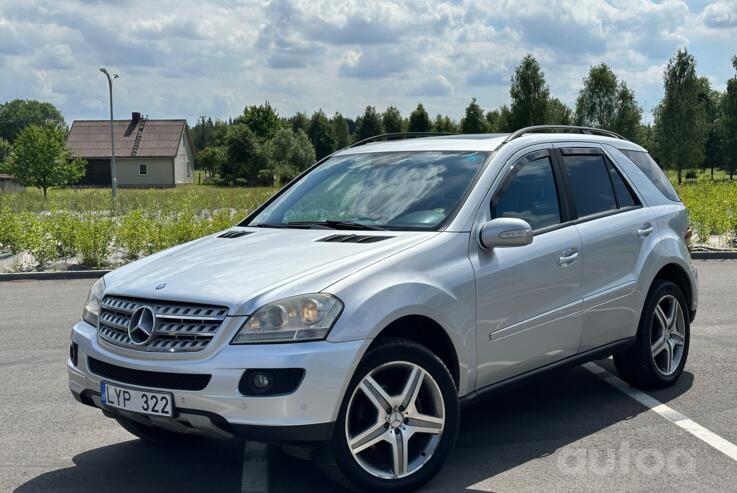 Mercedes-Benz M-Class W164 Crossover 5-doors