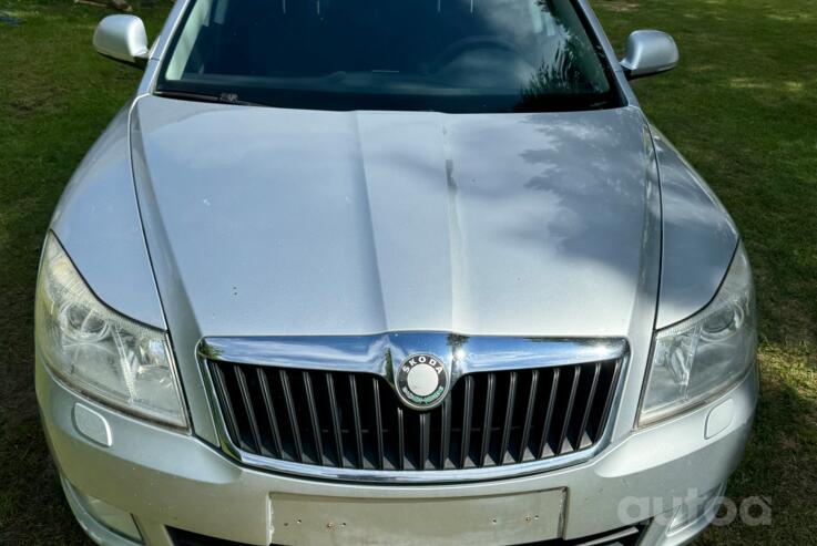 Skoda Octavia 2 generation [restyling] Combi wagon 5-doors