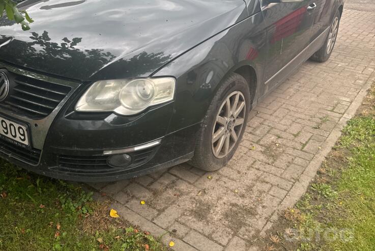 Volkswagen Passat B6 wagon 5-doors