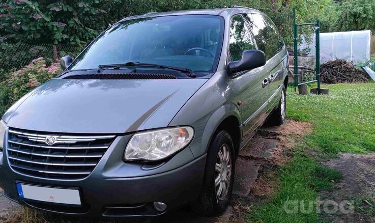 Chrysler Voyager 4 generation [restyling] Minivan Grand