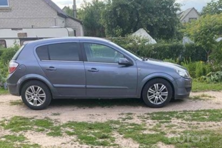 Opel Astra H Hatchback