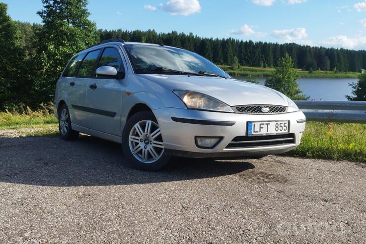 Ford Focus 2 generation wagon 5-doors