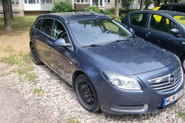 Opel Insignia A Sports Tourer wagon 5-doors