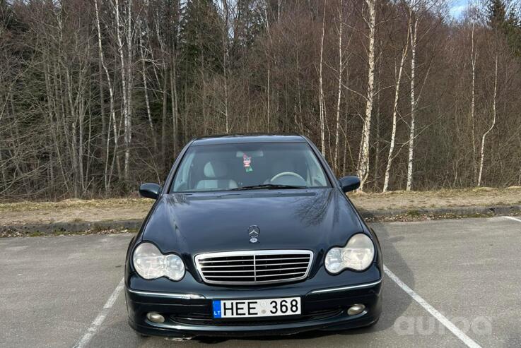 Mercedes-Benz C-Class W203/S203/CL203 Sedan 4-doors