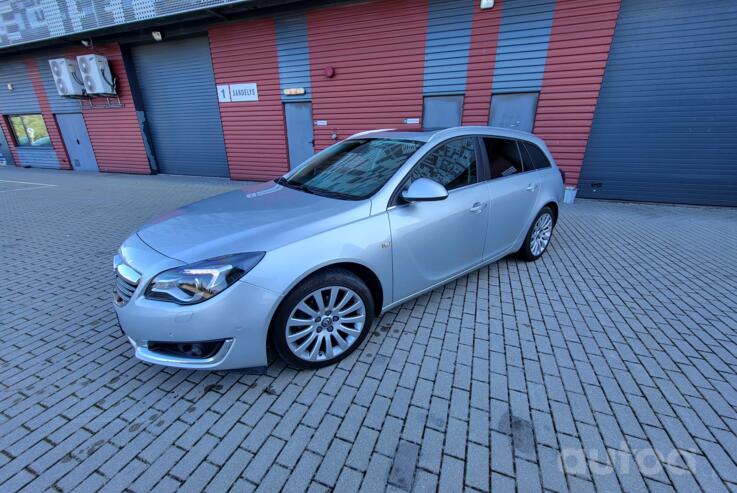 Opel Insignia A [restyling] Sports Tourer wagon 5-doors