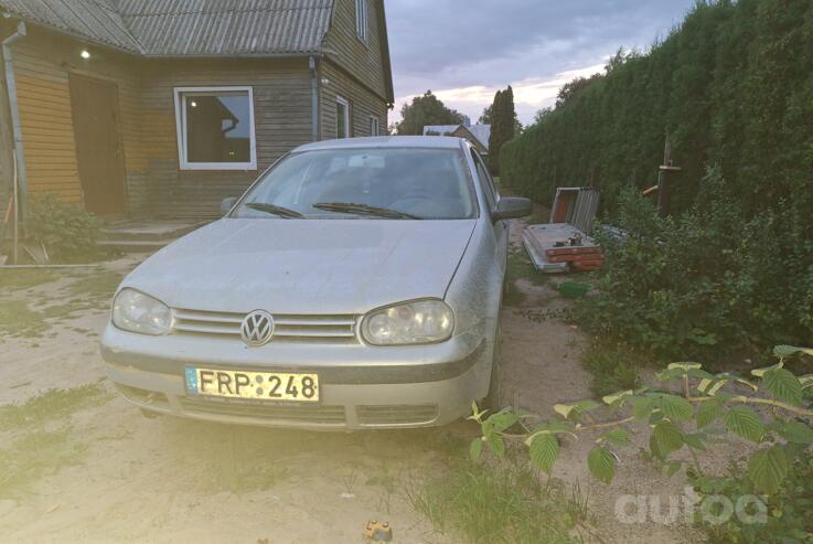 Volkswagen Golf 4 generation wagon