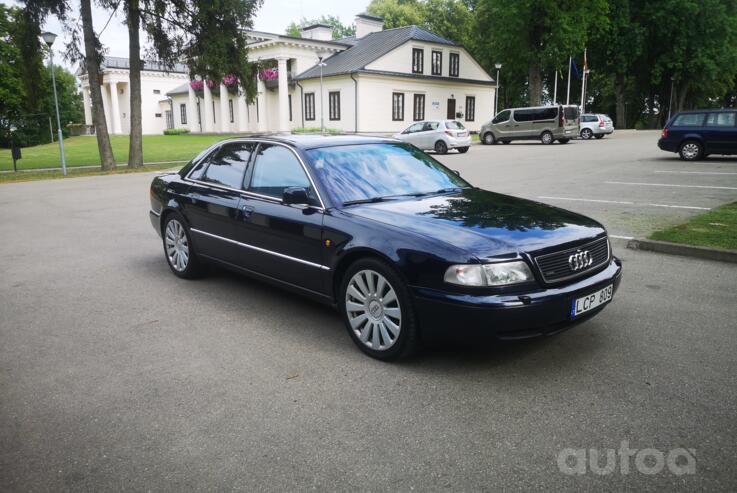 Audi A8 D2/4D Sedan 4-doors