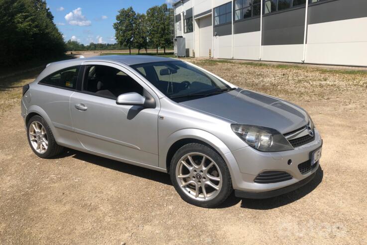 Opel Astra H [restyling]