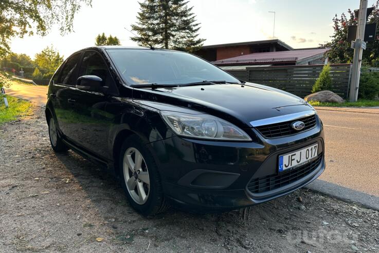 Ford Focus 2 generation Hatchback 5-doors