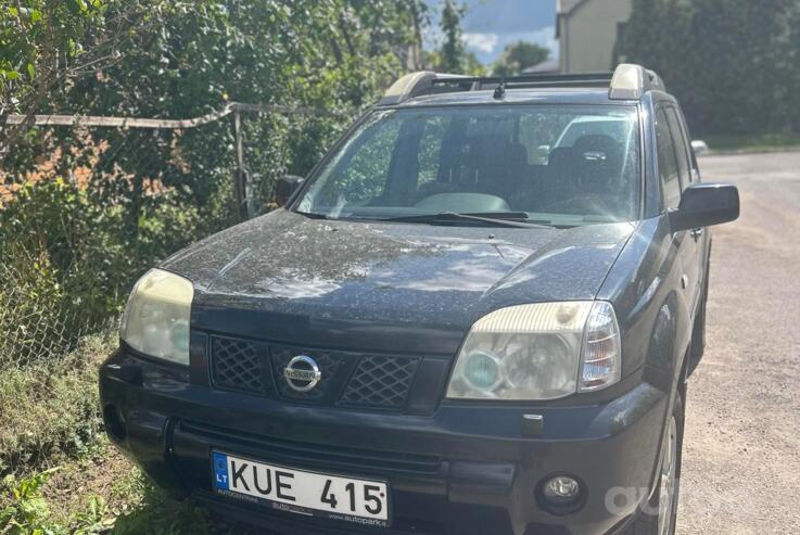 Nissan X-Trail T30 Crossover