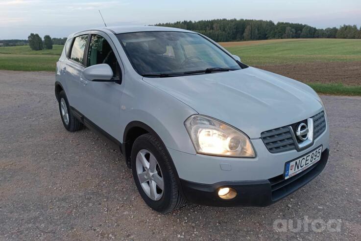 Nissan Qashqai 1 generation Crossover 5-doors